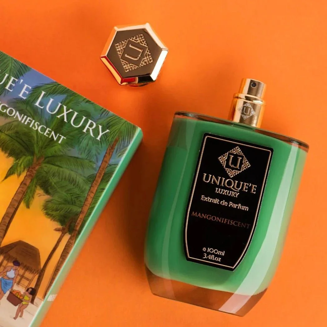 Unique'E Luxury Mangonifiscent Extrait De Parfum - Image 2