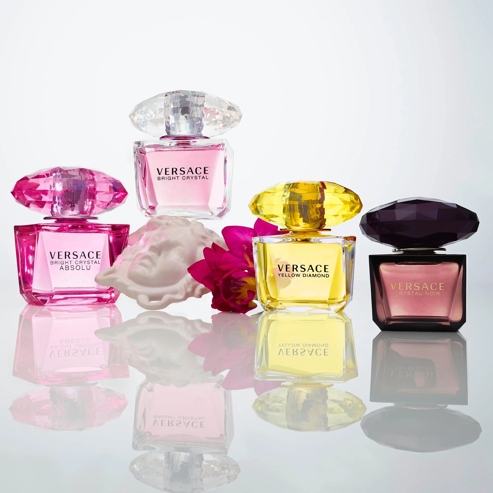 Versace Yellow Diamond EDT - Image 4