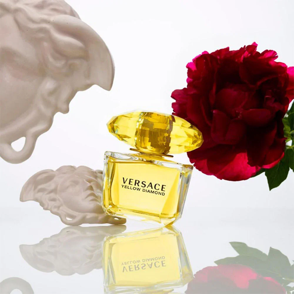 Versace Yellow Diamond EDT For Women Shower Gift Set - Image 4