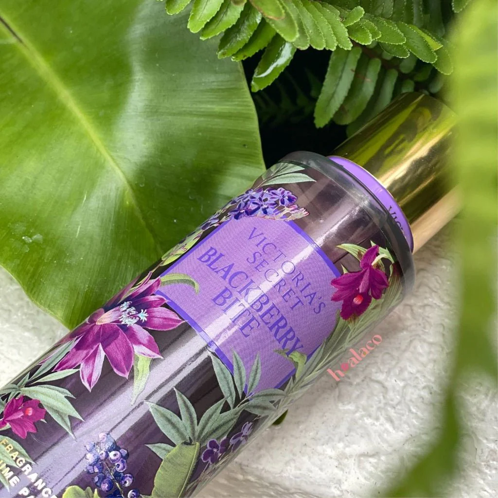 Victoria's Secret Blackberry Bite Fragrance Mist - Image 2