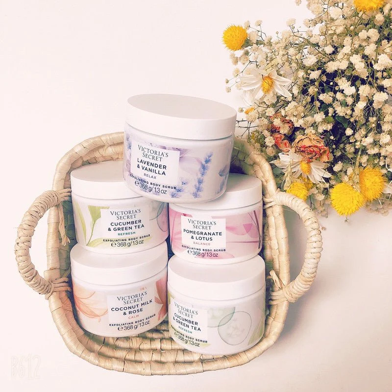 Victoria's Secret Coconut Milk & Rose Calm Body Scrub - Image 3