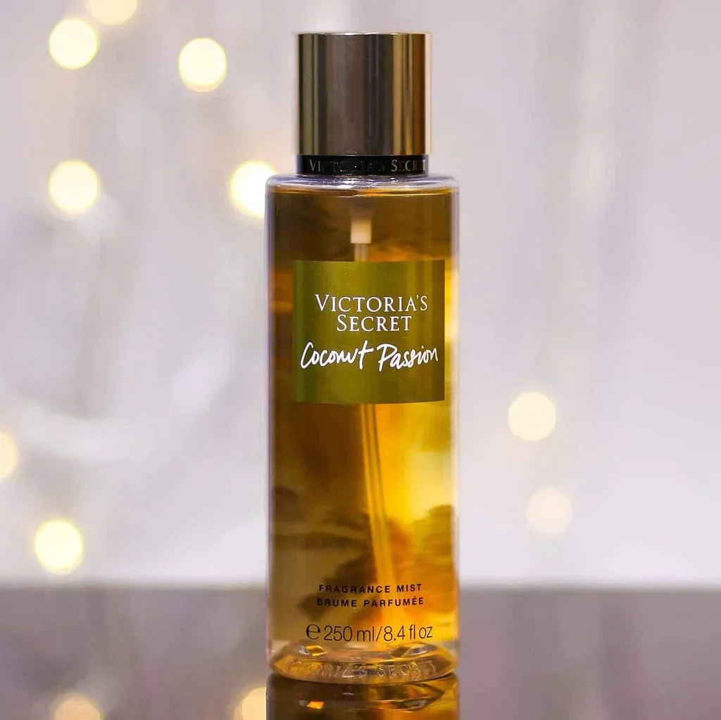 Victoria's Secret Coconut Passion Fragrance Mist - Image 3