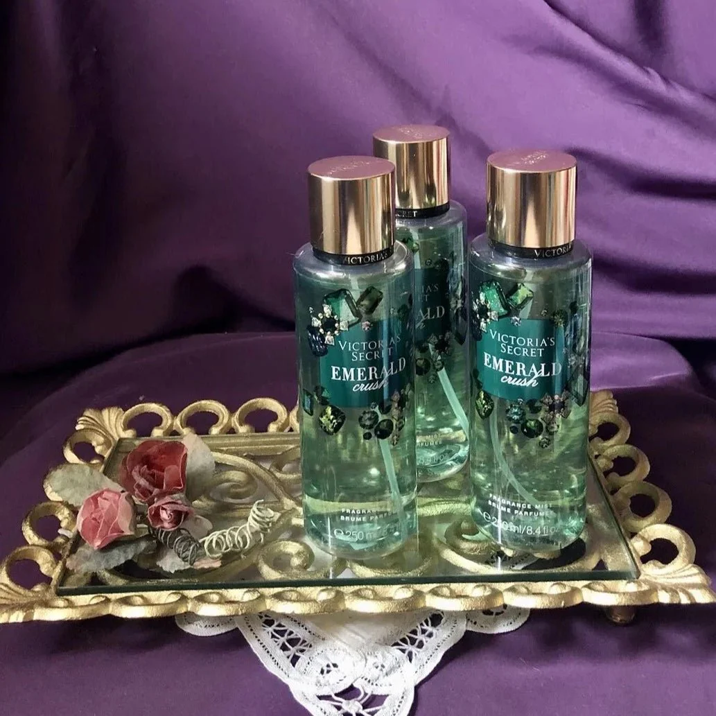 Victoria's Secret Emerald Crush Body Mist - Image 3