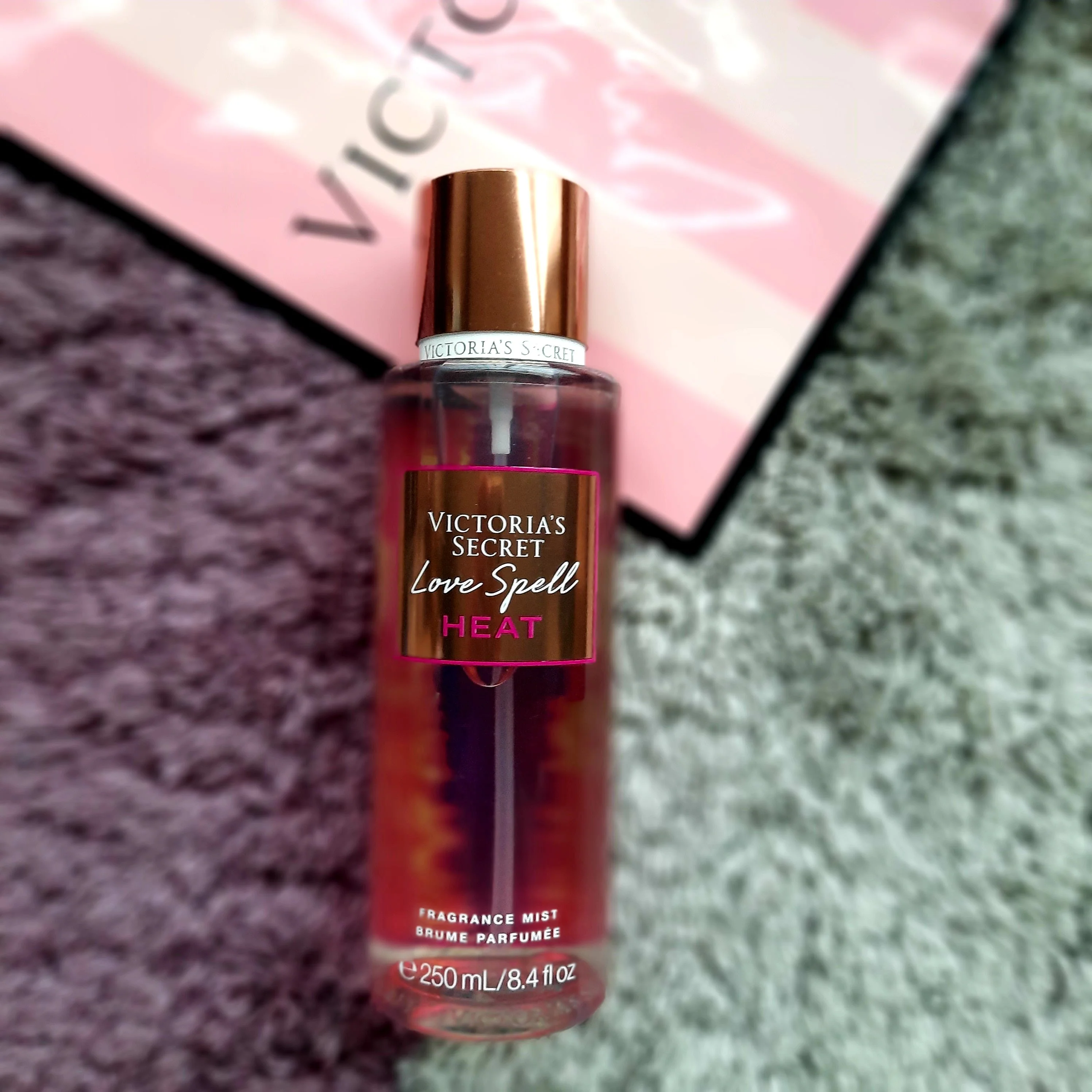 Victoria's Secret Love Spell Heat Body Lotion - Image 3