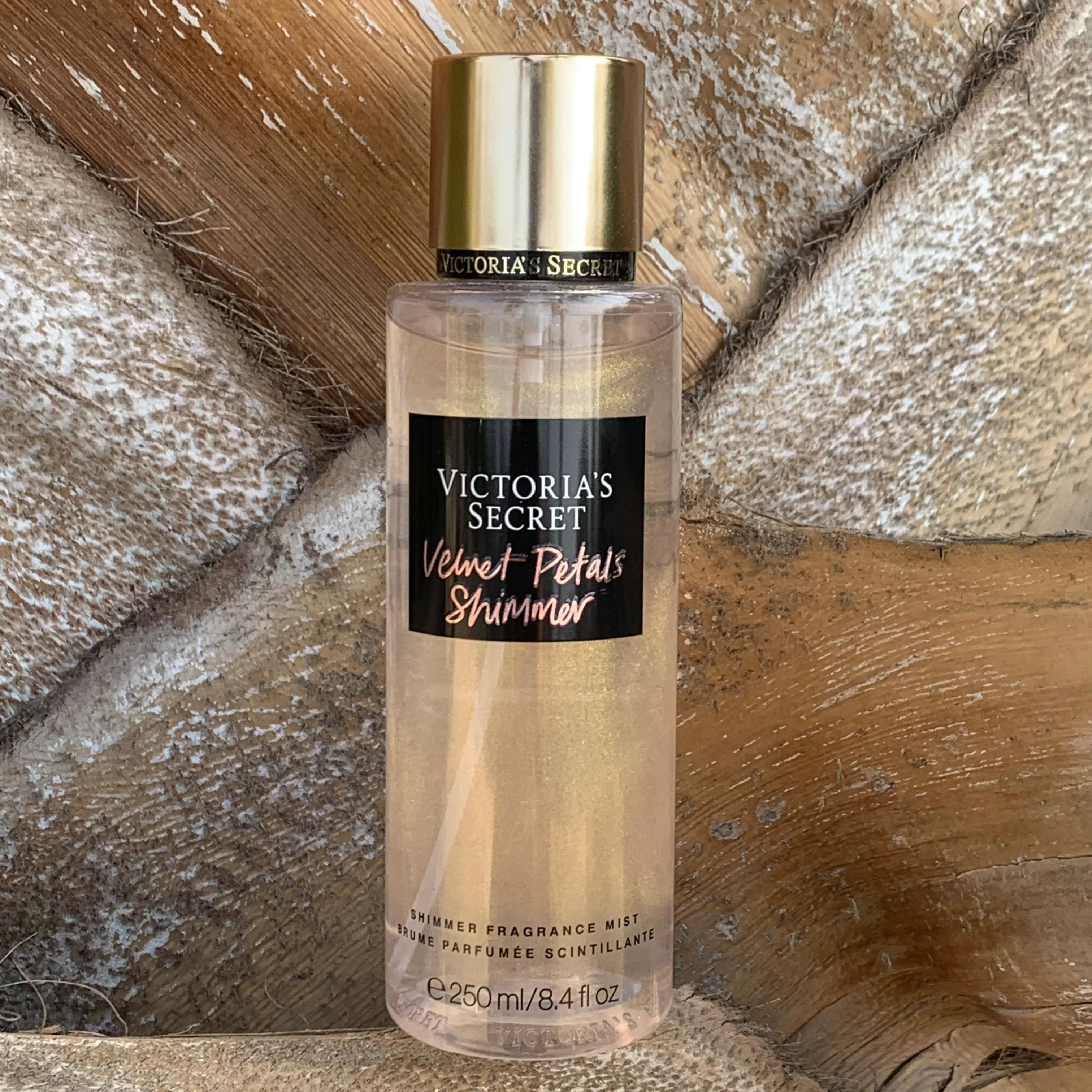 Victoria's Secret Velvet Petals Shimmer Fragrance Mist - Image 3