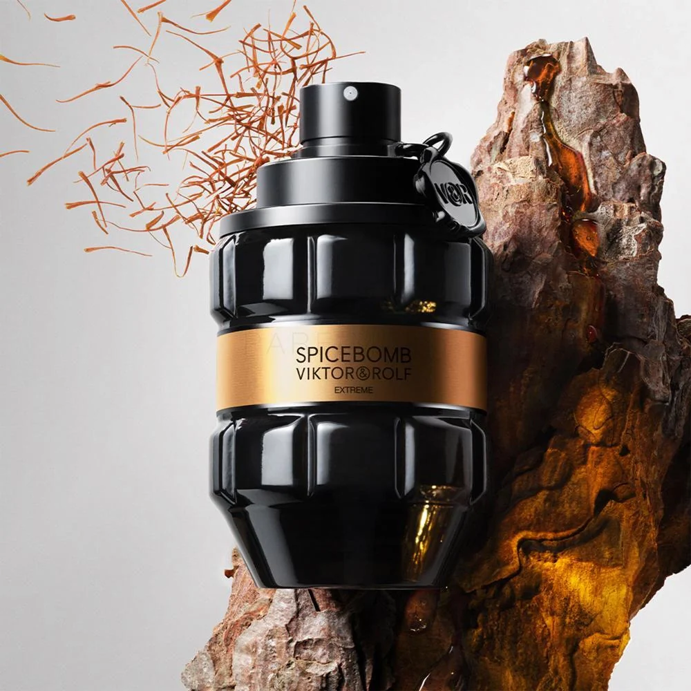 Viktor & Rolf Spicebomb Extreme EDP For Men Gift Set - Image 2