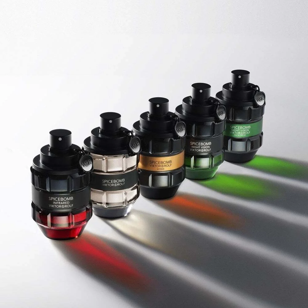 Viktor & Rolf Spicebomb Extreme EDP For Men Gift Set - Image 4