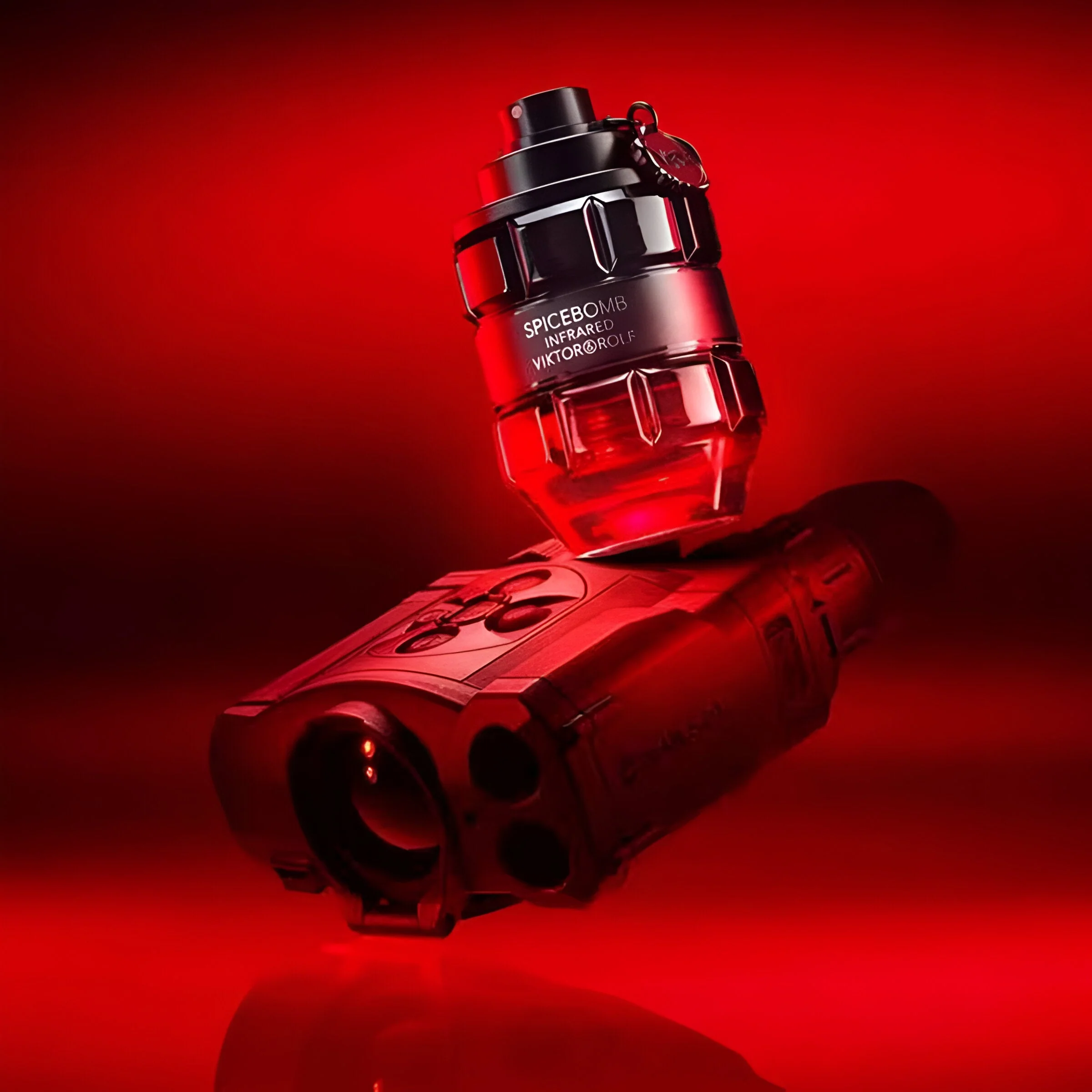 Viktor & Rolf Spicebomb Infrared EDP - Image 4