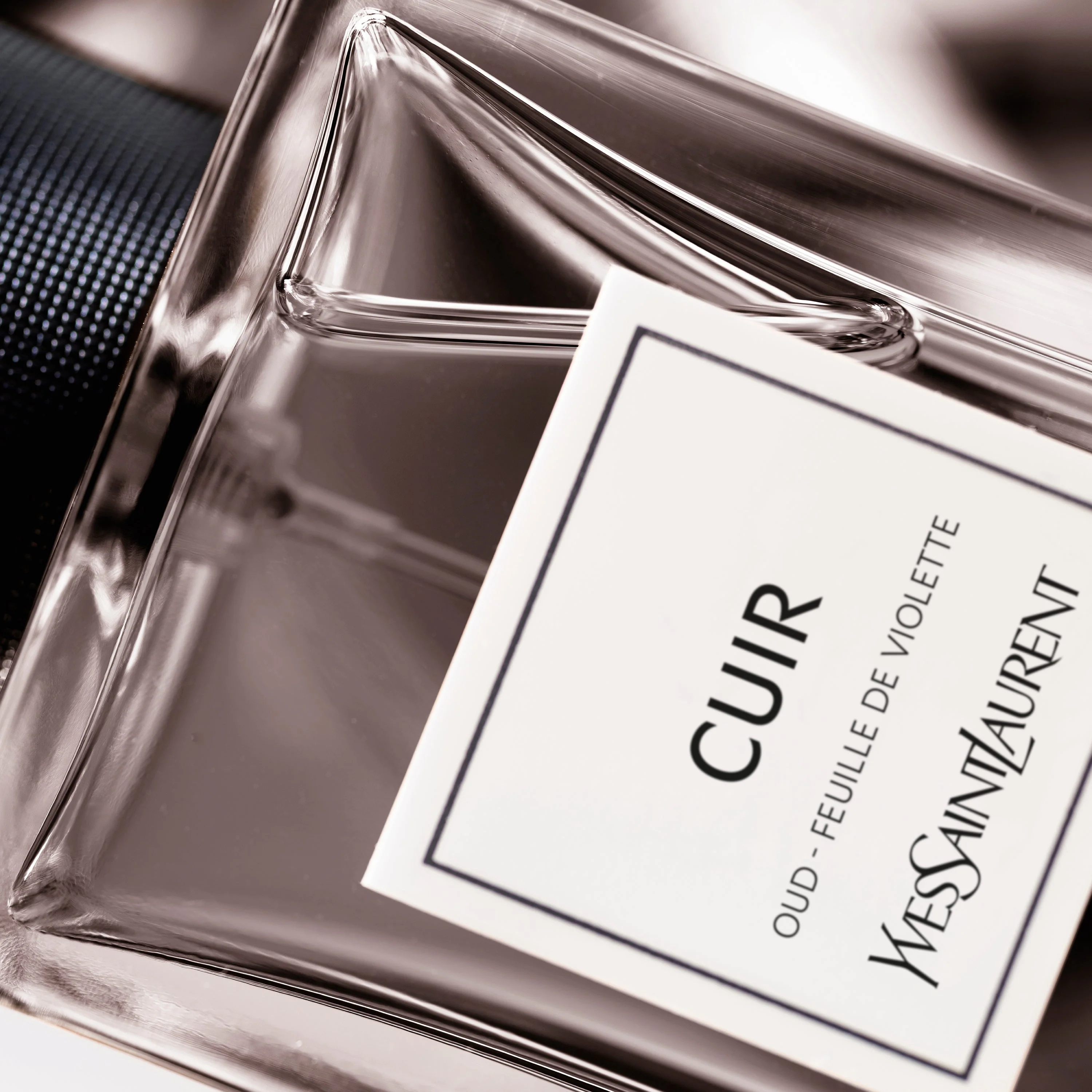 Yves Saint Laurent Cuir 2023 EDP - Image 3