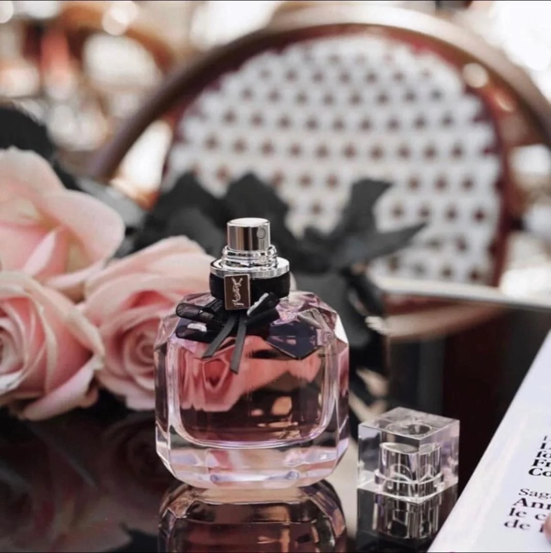 Yves Saint Laurent Mon Paris Parfum Floral EDP For Women - Image 5